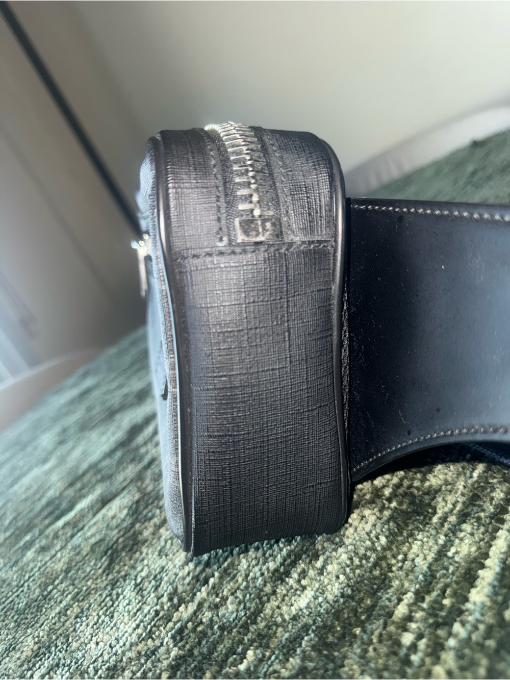 Mens Gucci Black and Gray GG Canvas Belt Bag with Silver Hardware - Picture 8 of 12